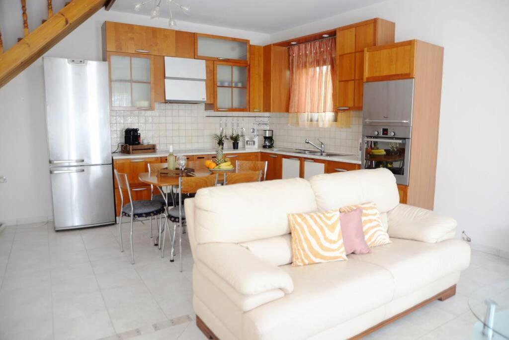 סימי Mary'S Dreams Villa מראה חיצוני תמונה